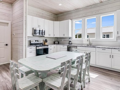 This waterfront home is the perfect Vacation House or Short Term - photo 15