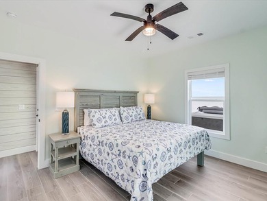 This waterfront home is the perfect Vacation House or Short Term - photo 32