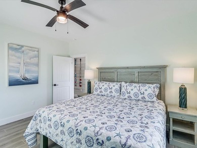 This waterfront home is the perfect Vacation House or Short Term - photo 33