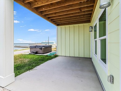 This waterfront home is the perfect Vacation House or Short Term - photo 38
