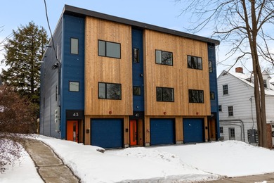 Lake Champlain - Chittenden County Condo Active Under Contract in Burlington Vermont