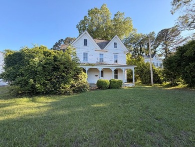 Located in the heart of highly desirable Onancock, this - photo 3