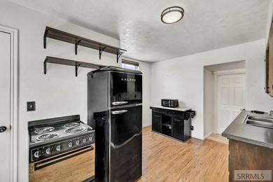 Downtown living done right! Nestled in the heart of Idaho Falls - photo 11