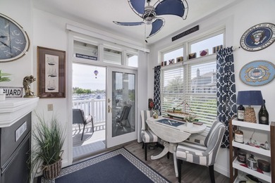 What a view! Light, bright and right on the water! This studio - photo 16