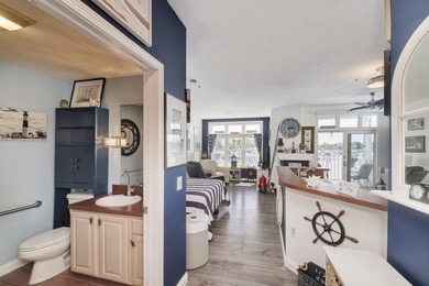 What a view! Light, bright and right on the water! This studio - photo 18