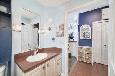 What a view! Light, bright and right on the water! This studio - photo 20