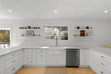 Escape to easy, turnkey North Haven living - quiet streets - photo 10
