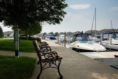 What a view! Light, bright and right on the water! This studio - photo 29