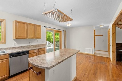You are viewing a home of unprecedented build quality and - photo 31