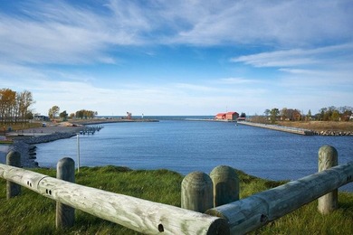 What a view! Light, bright and right on the water! This studio - photo 48