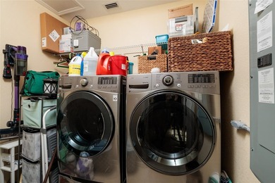 HIGH & DRY. BIG BACKYARD. ZERO FLOOD INSURANCE. Welcome to one - photo 22