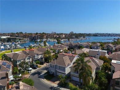 Situated on a premium corner lot within the exclusive Bay - photo 38
