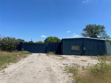 Lake Commercial For Sale in Kaufman, Texas
