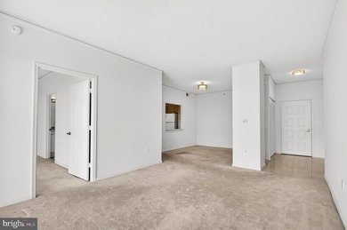 GREAT NEW PRICE on this freshly painted top floor unit with - photo 12