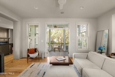 Set within Old Shell Point, this residence has been thoughtfully - photo 17