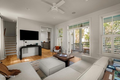 Set within Old Shell Point, this residence has been thoughtfully - photo 19