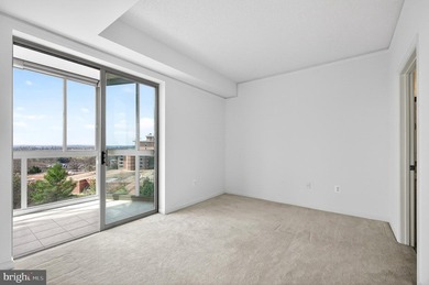 GREAT NEW PRICE on this freshly painted top floor unit with - photo 20
