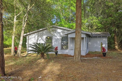 Charming Bungalow on 4.99 Acres on the Water Welcome to your - photo 33
