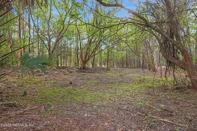 Charming Bungalow on 4.99 Acres on the Water Welcome to your - photo 39