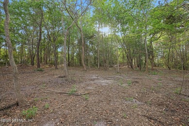 Charming Bungalow on 4.99 Acres on the Water Welcome to your - photo 40