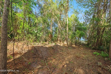 Charming Bungalow on 4.99 Acres on the Water Welcome to your - photo 46