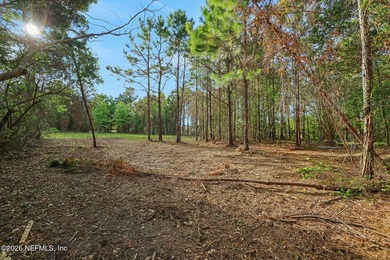 Charming Bungalow on 4.99 Acres on the Water Welcome to your - photo 47