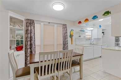 Welcome to coastal living in beautiful Rockport, Texas! This