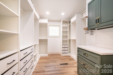Welcome to your Lake Norman waterfront home! Drought resistant - photo 11