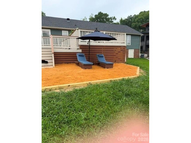 Welcome to your Lake Norman waterfront home! Drought resistant - photo 17