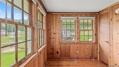 Charming 3-bedroom, 1-bath cabin offering all main-level living - photo 18