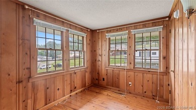 Charming 3-bedroom, 1-bath cabin offering all main-level living - photo 20