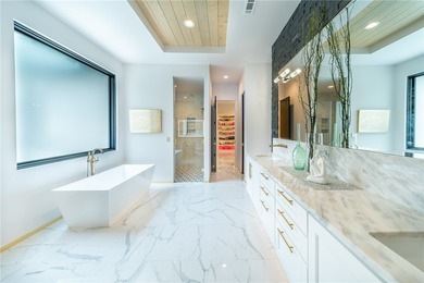 This one-level showstopper in the gated Clear Creek Golf Course - photo 22