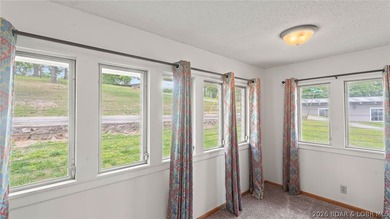 Charming 3-bedroom, 1-bath cabin offering all main-level living - photo 25