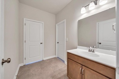 Discover easy, modern living in King's Pointe, Fairlawn's newest - photo 27