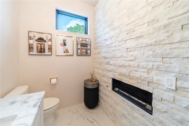 This one-level showstopper in the gated Clear Creek Golf Course - photo 31