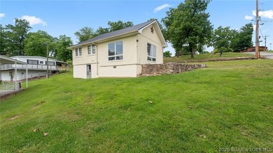 Charming 3-bedroom, 1-bath cabin offering all main-level living - photo 33
