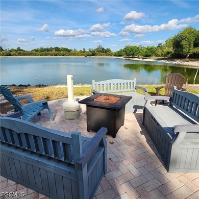 It Is Difficult To Find A Nice Lakefront Condo On The 1st Floor - photo 38