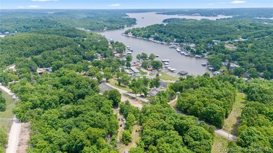 Charming 3-bedroom, 1-bath cabin offering all main-level living - photo 40