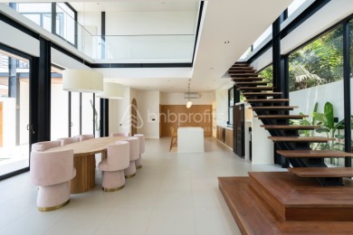 Modern Elegance, Brand New 4 Bedroom Villa in Berawa - photo 3