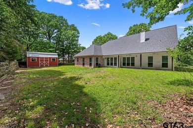 Welcome to this well maintained 3 bedroom, 2 bathroom - photo 11