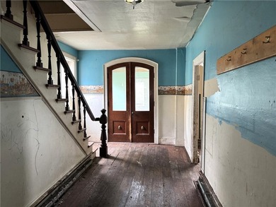 Calling all investors! Ripe for flipping. ----- Solid home with - photo 12