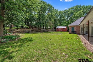Welcome to this well maintained 3 bedroom, 2 bathroom - photo 12