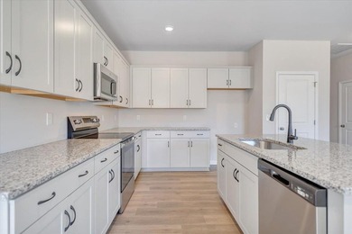 Welcome to King's Pointe, Fairlawn's newest community by Eagle - photo 13