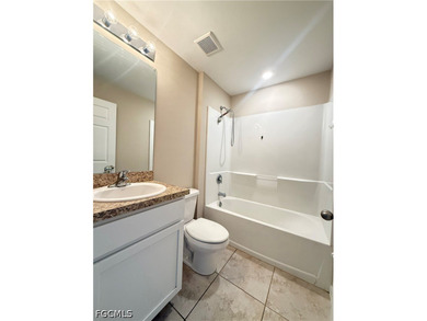 Welcome to this beautifully maintained and move-in ready - photo 14