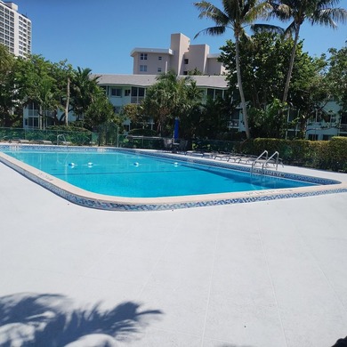 Welcome to this charming two-bedroom, two-bathroom condominium - photo 14