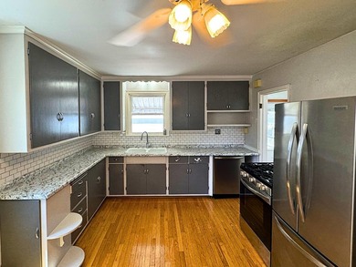 Additional listing photo 4