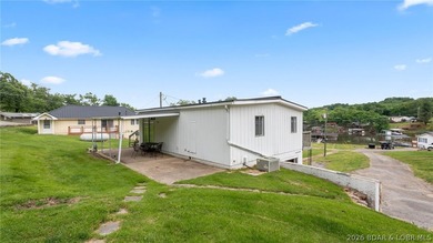 Move-in ready lakeview cabin featuring 2 bedrooms, 1 bath, and - photo 21