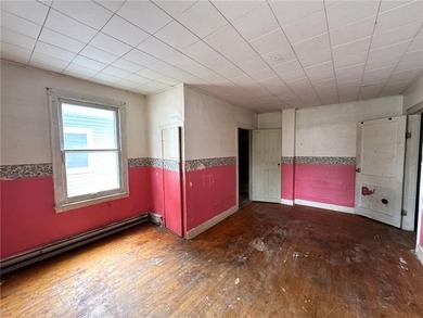 Calling all investors! Ripe for flipping. ----- Solid home with - photo 31