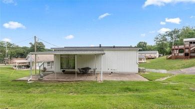 Move-in ready lakeview cabin featuring 2 bedrooms, 1 bath, and - photo 35