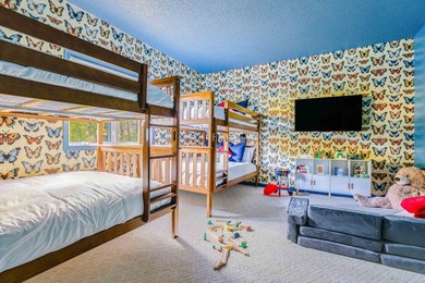 Timberline Lodge a spectacular mountain getaway nestled within - photo 36